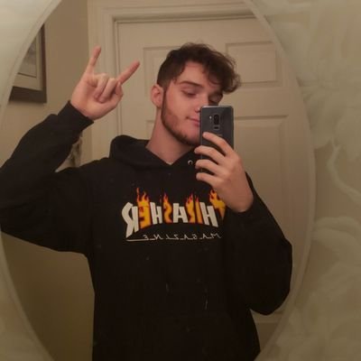 Profile Picture of Chaz Chentacion (@chasechiasson1) on Twitter