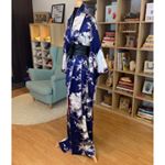 Profile Picture of Vintage Kimono (@vintage__kimono) on Instagram