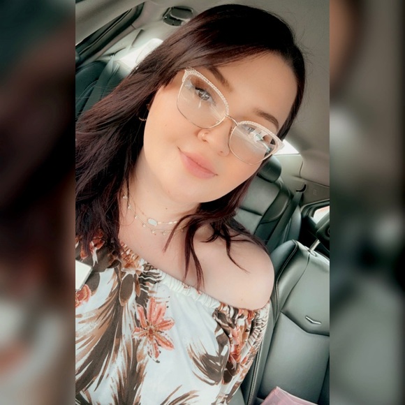 Profile Picture of Jordyn Wilson (@jojobug) on Poshmark