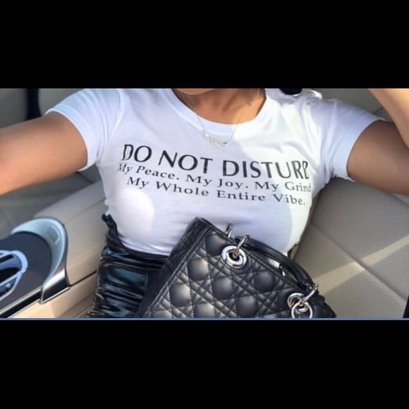 Profile Picture of Alisha Serrano (@ayeyaya) on Poshmark