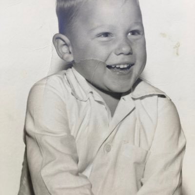 Profile Picture of James Strange (@Strange_Bogus) on Twitter