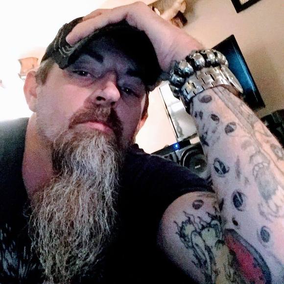 Profile Picture of Shane Poole (@shanepoole666) on Poshmark