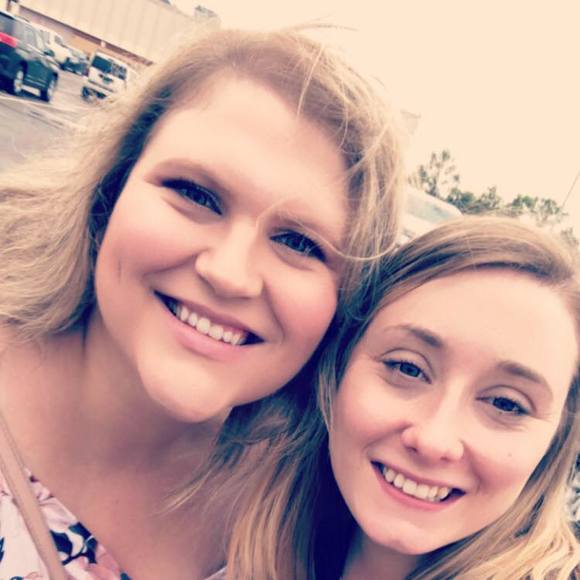 Michelle Roadfeldt - Poshmark Profile Picture of Michelle Roadfeldt (@mroadfeldt) on Poshmark