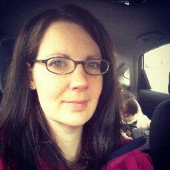 Profile Picture of Tami-lyn Zoskey (@tntzoskey) on Poshmark