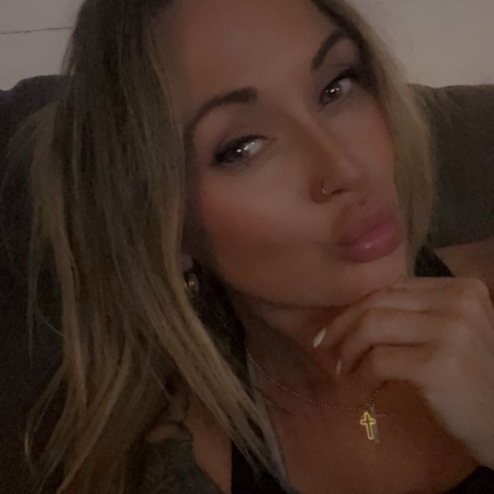 Profile Picture of Lindsey Hodges (@@l_hodges) on Tiktok