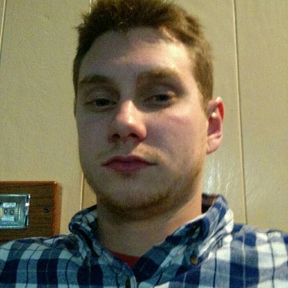 Profile Picture of Nolan Berkey (@nberkey393) on Poshmark
