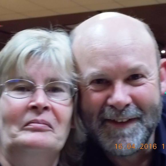 Profile Picture of Anne Farrow (@annefarrow_86) on Poshmark