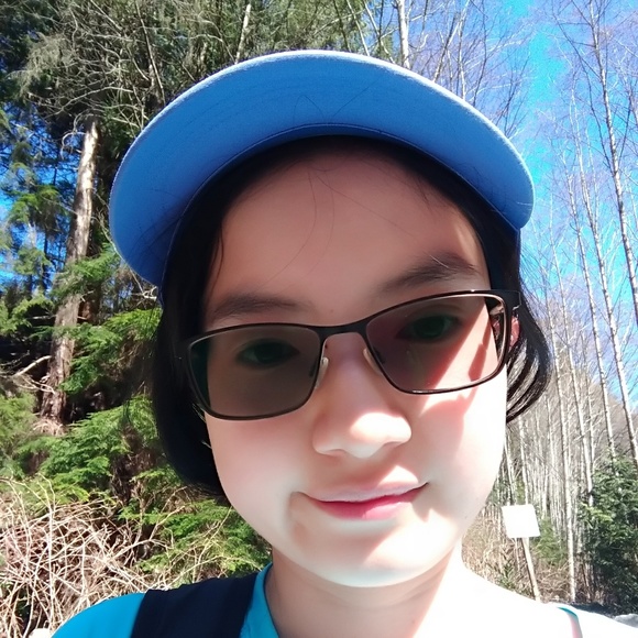 Profile Picture of Jade Leung (@jadel4897) on Poshmark