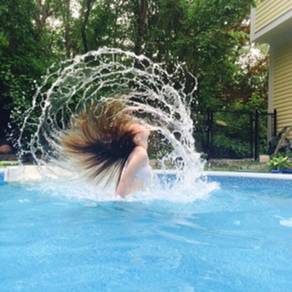 Profile Picture of Nina Coccomo (@ninacoccomo) on Poshmark