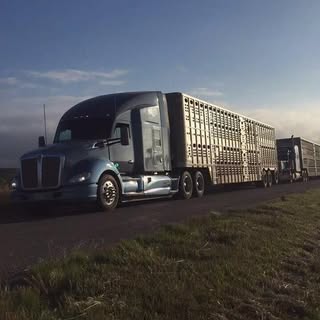 Profile Picture of Steve Hilker Trucking, Inc. (@hilkertrucking) on Instagram