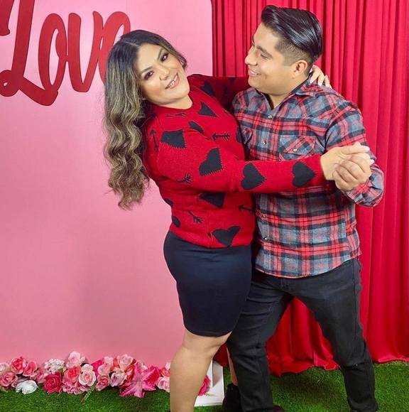 Profile Picture of Sofia Barrera (@sesmebar) on Poshmark