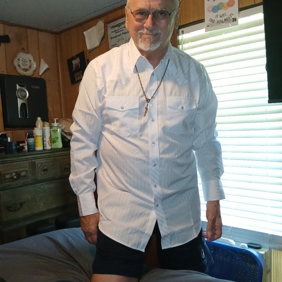 Profile Picture of Daniel Lamb (@daniellamb328) on Poshmark