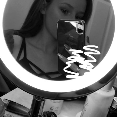 Profile Picture of Eloise Hudson (@EloiseH0410) on Twitter