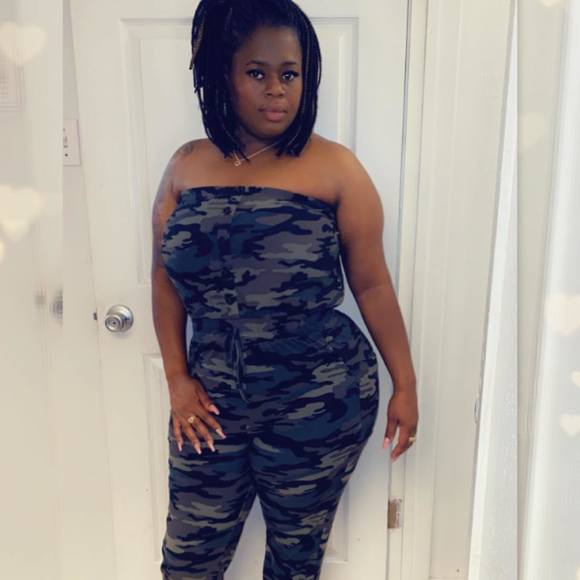 Profile Picture of Phatkat Sauls (@phatkatsauls) on Poshmark