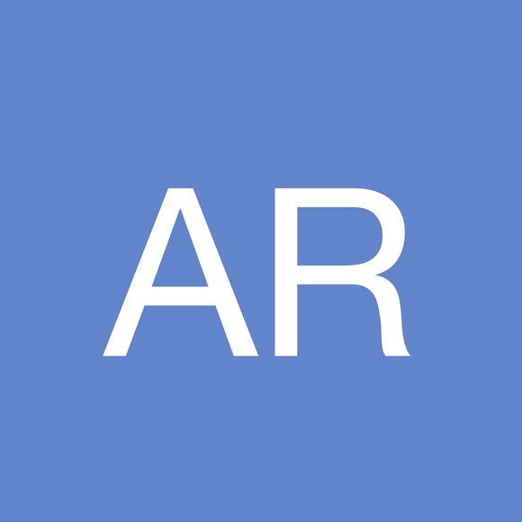 Profile Picture of Agnola Ramonda (@agnolaramondaxy) on Poshmark