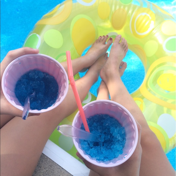 Profile Picture of Emma Ritterman (@emritttt) on Poshmark