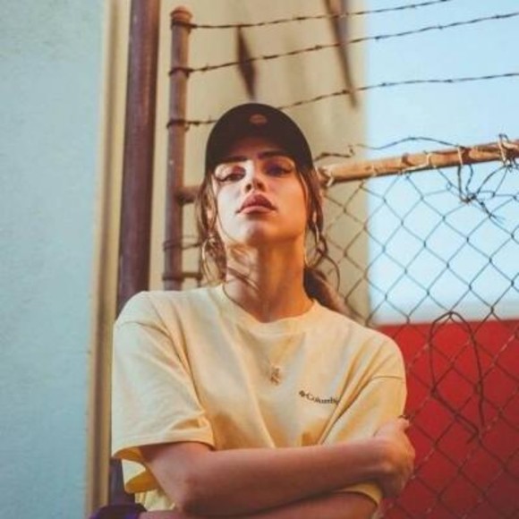 Profile Picture of Laurie Ottey (@natalya4652) on Poshmark