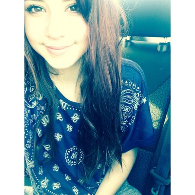 Profile Picture of Randi Larsen (@Randi12larsen) on Twitter