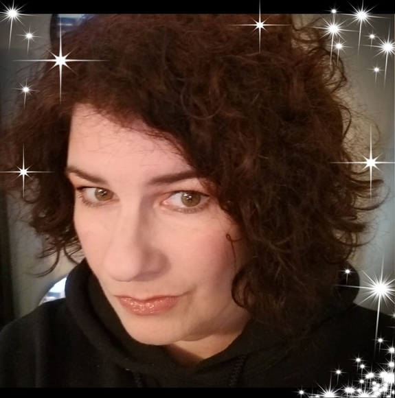 Profile Picture of Nancy Laflin-holden (@nanlaf68) on Poshmark