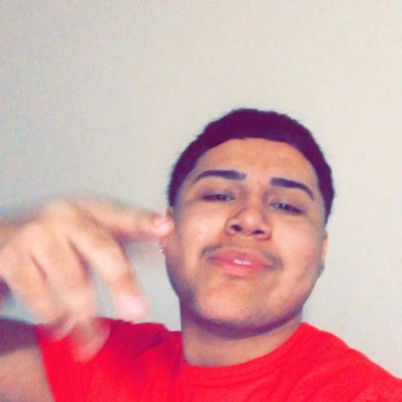 Profile Picture of Nathan Liles (@nathanliles) on Poshmark