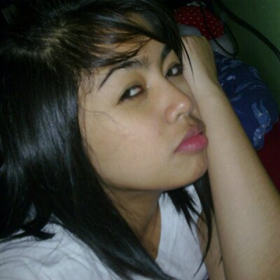 Profile Picture of Anne De Chavez (@cinque_uno) on Twitter