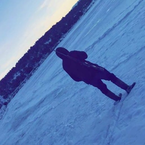 Profile Picture of Damian Felix (@damianfelix) on Poshmark