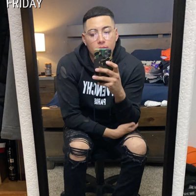 Profile Picture of Johnny_Boyy (@Rojas75Rojas) on Twitter