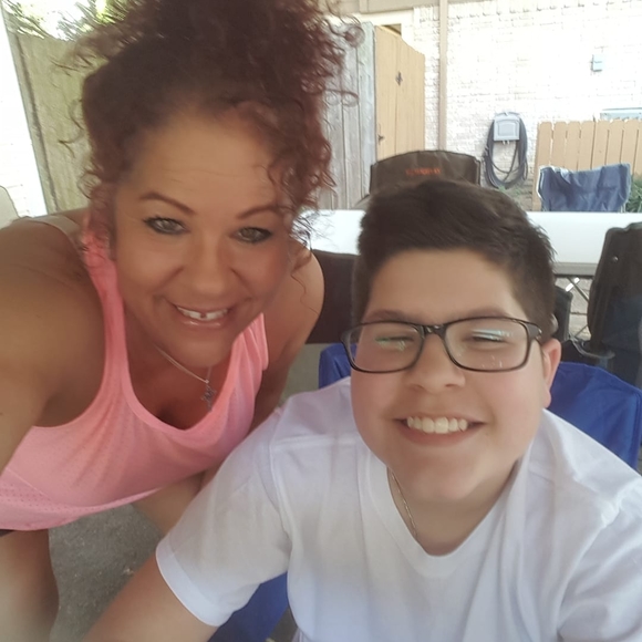 Profile Picture of Paula Loehmann (@magflower) on Poshmark