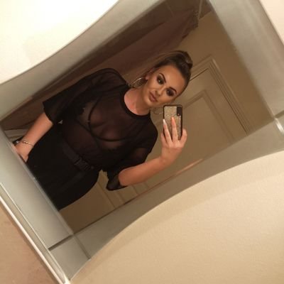 Profile Picture of Caroline Gray (@carolinegray133) on Twitter