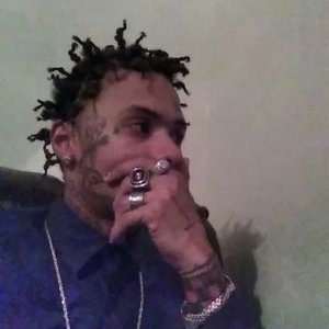 Profile Picture of Garren-James (@GarrenkyngJames) on Twitter