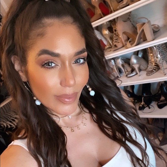 Profile Picture of Erica Page (@missericapage) on Poshmark
