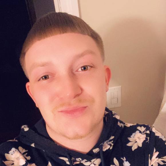 Profile Picture of Garrett Connors (@gmc122790) on Poshmark
