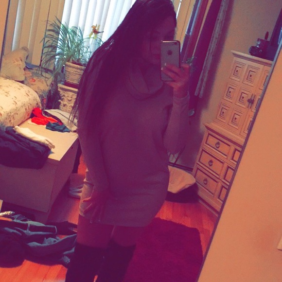 Profile Picture of Danielle Hammerling (@dh96) on Poshmark