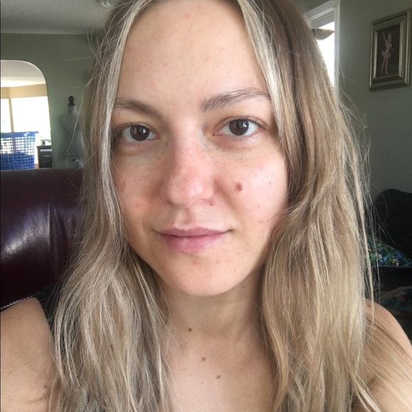 Profile Picture of Katarzyna Starczewski (@katys78) on Poshmark
