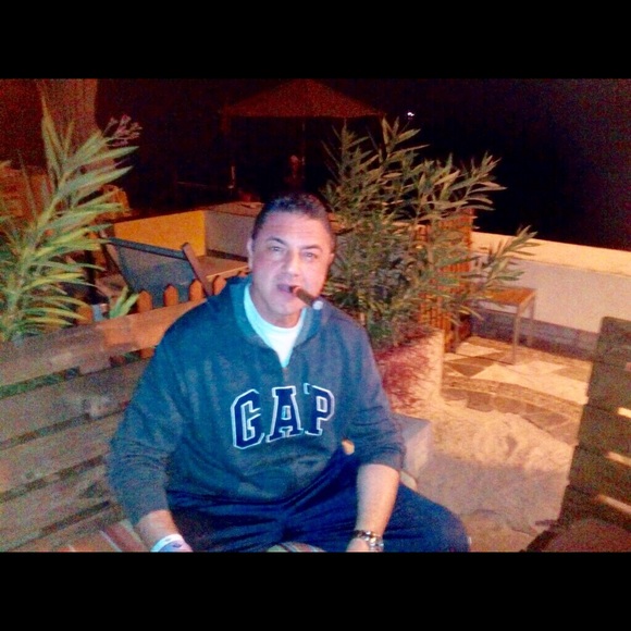 Profile Picture of Alain Suissa (@ajsuissa) on Poshmark