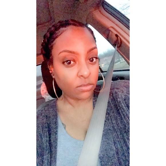 Chakera Deshone - Poshmark Profile Picture of Chakera Deshone (@keradeshone) on Poshmark