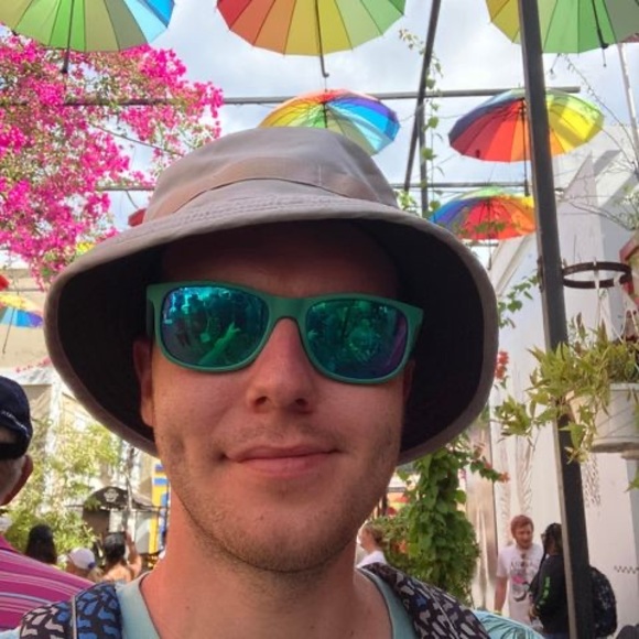 Profile Picture of Christopher Choyce (@choyce97) on Poshmark