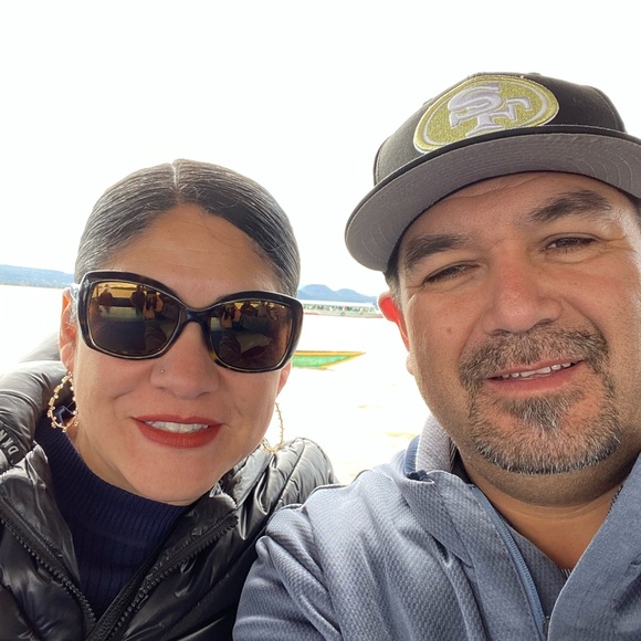 Profile Picture of Alejandro Cervera (@acervera31) on Poshmark