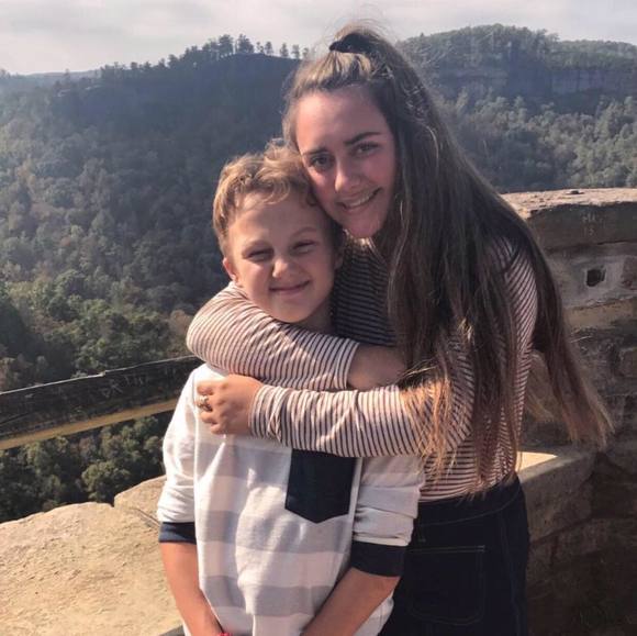 Kaleigh Moore - Poshmark Profile Picture of Kaleigh Moore (@kemoore00) on Poshmark