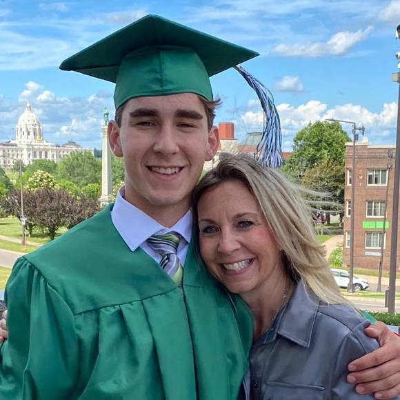 Profile Picture of Shawn Illgen (@shawnillgen) on Poshmark