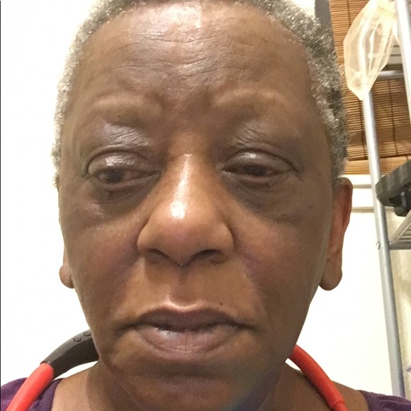 Rosemary Silva - Poshmark Profile Picture of Rosemary Silva (@rosemarysilv811) on Poshmark