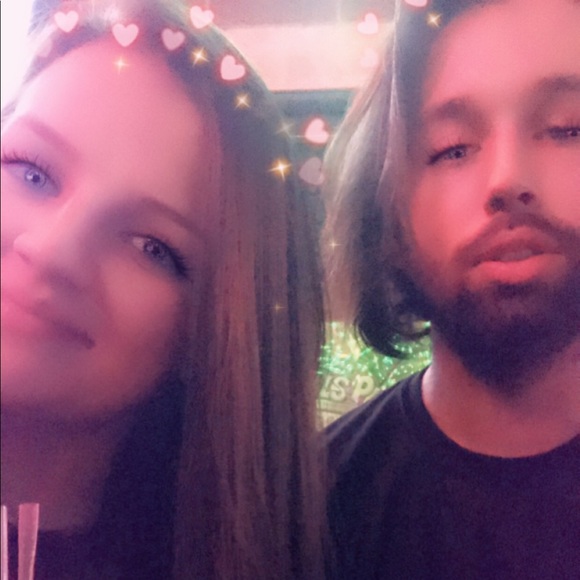 Profile Picture of Marti Kulakowski (@martikulakowski) on Poshmark