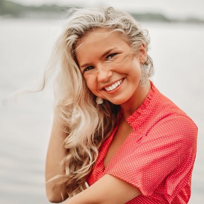 Profile Picture of Iz (@Izzy_krzewski) on Twitter