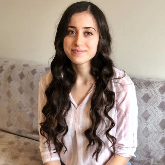 Profile Picture of Lale Tüner (@laletuner) on Poshmark