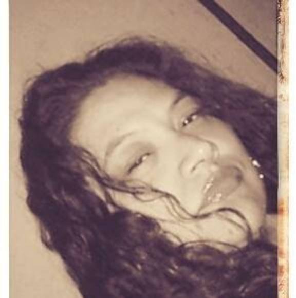 Profile Picture of Michell Hernandez (@415nicoya) on Poshmark