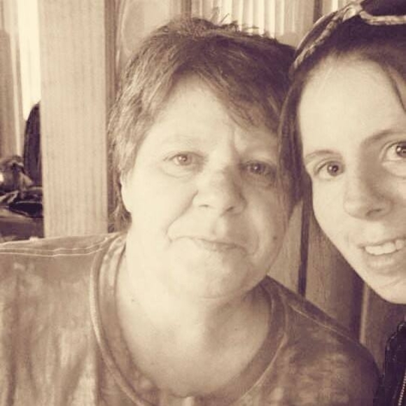 Profile Picture of Joann Strelow (@singindolphin) on Poshmark