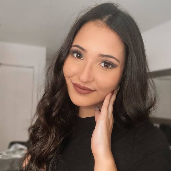 Profile Picture of Jessica Gaudreault (@jessicagaudreau) on Poshmark