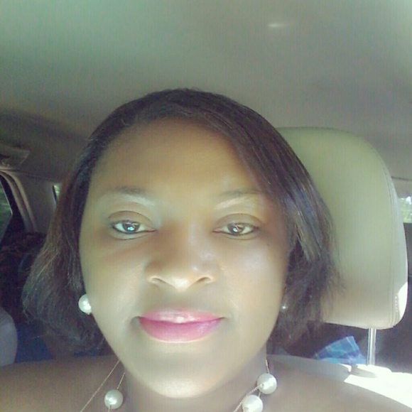 Profile Picture of Brandy Clay (@marquette32) on Poshmark