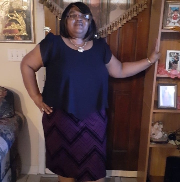 Profile Picture of Sandra Sandra coke (@sandracoke1965) on Poshmark