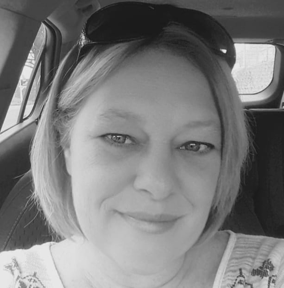 Profile Picture of Christie Houser (@chouser75) on Poshmark